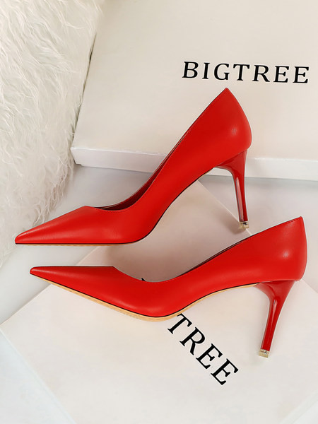 Moodsad terava otsaga naiste kingad õhukese kontsaga 7,5 cm või 10,5 cm