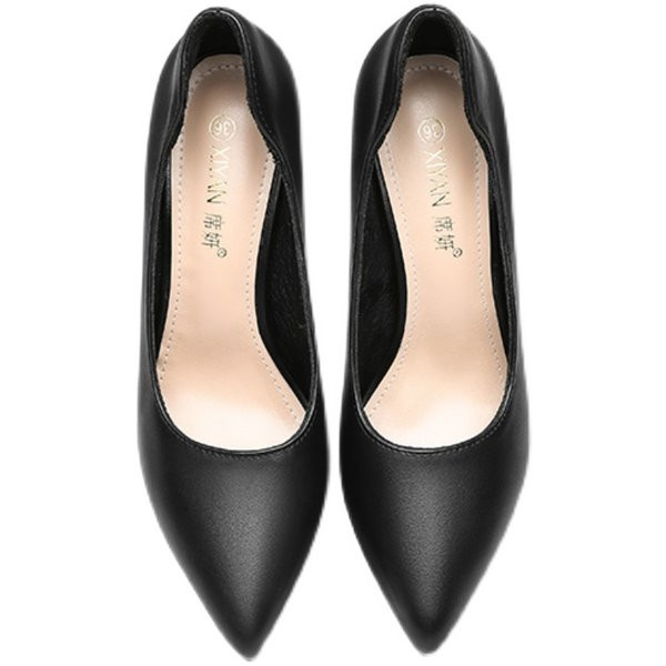 Γυναικεία μυτερά παπούτσια με ψηλοτάκουνα από οικολογικό δέρμα