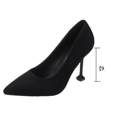 Naiste ökoseemisnahast kõrge kontsaga kinnised kingad