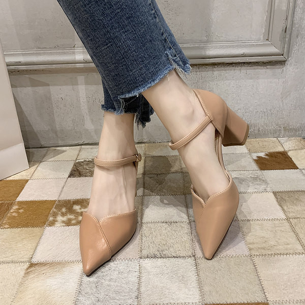 Kunstnahast valmistatud paksude kontsadega naiste kingad - kaks värvi