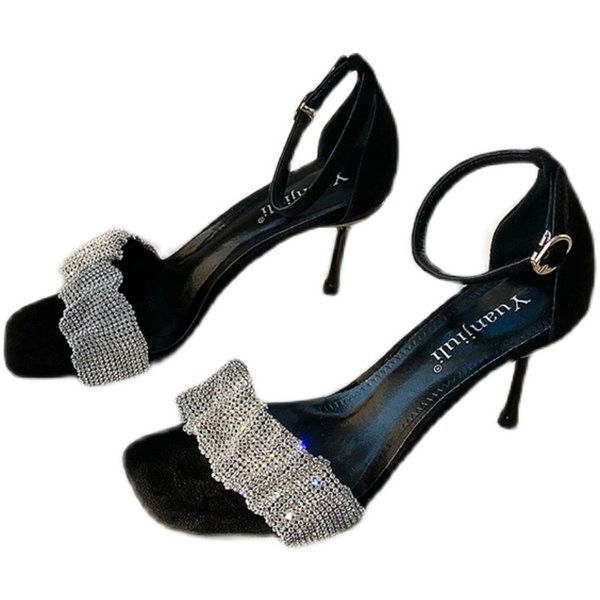 Pandla ja dekoratiivkividega naiste sandaalid naistele