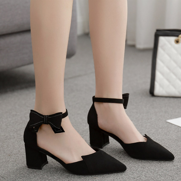 Naiste kinnised paelaga sandaalid naistele