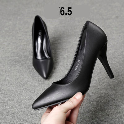 Kõrge õhukese kontsaga naiste kingad ökonahast