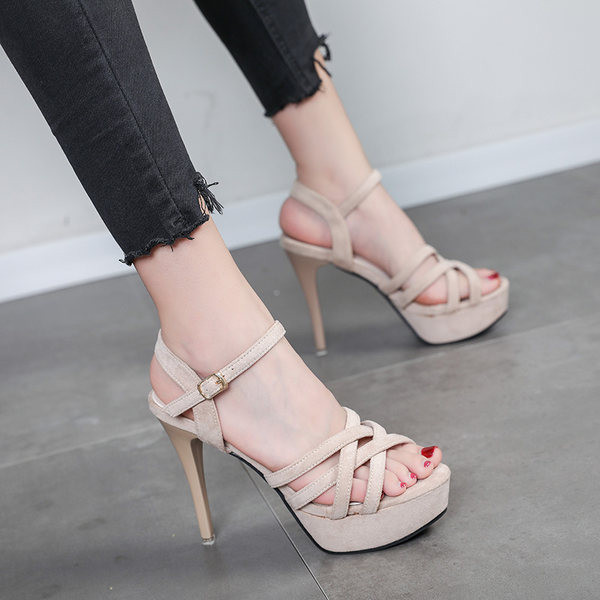 Naiste ökoseemisnahast või rihmadega sandaalid ja õhuke 12 cm konts