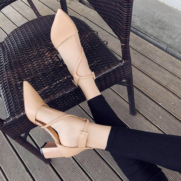 Kunstnahast paksu kontsaga terava mudeliga naiste sandaalid