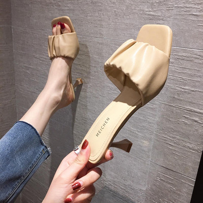 Naiste kandilised kunstnahast õhukese kontsaga sussid