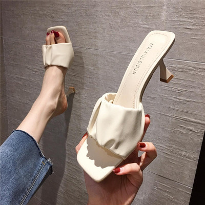 Naiste kandilised kunstnahast õhukese ja paksu kontsaga sussid