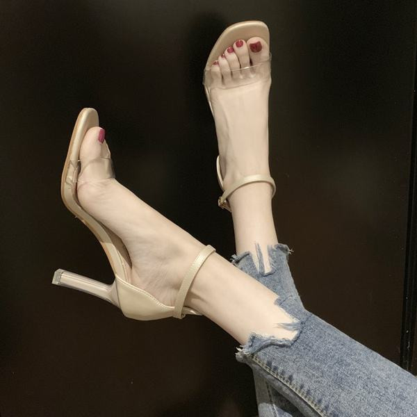 Uus mudel pandlaga ja 8,5 cm kontsaga naiste sandaalid