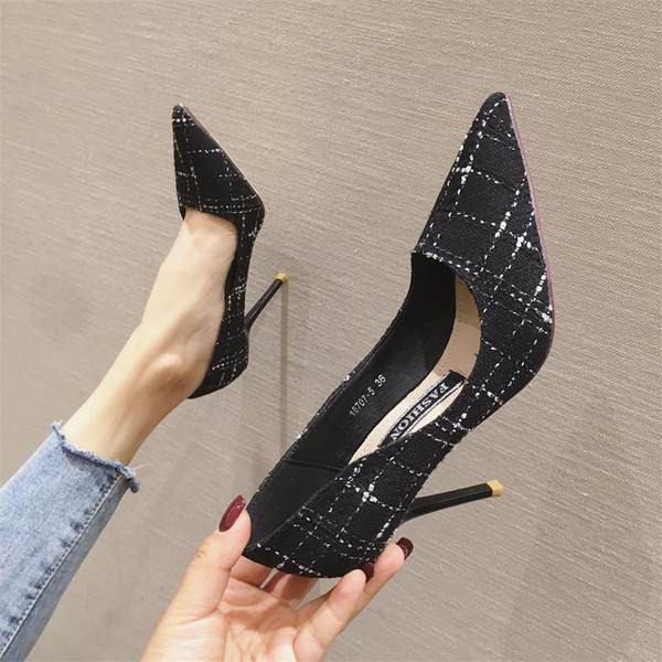 Moodsad naiste terava otsaga kingad kõrge 9 cm kontsaga