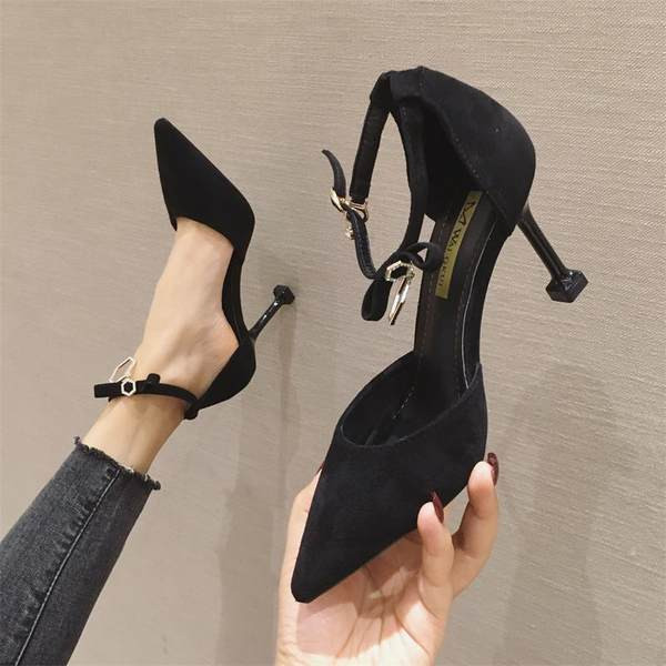 Uus ripatsi ja pandlaga naiste kingade mudel - öko seemisnahk