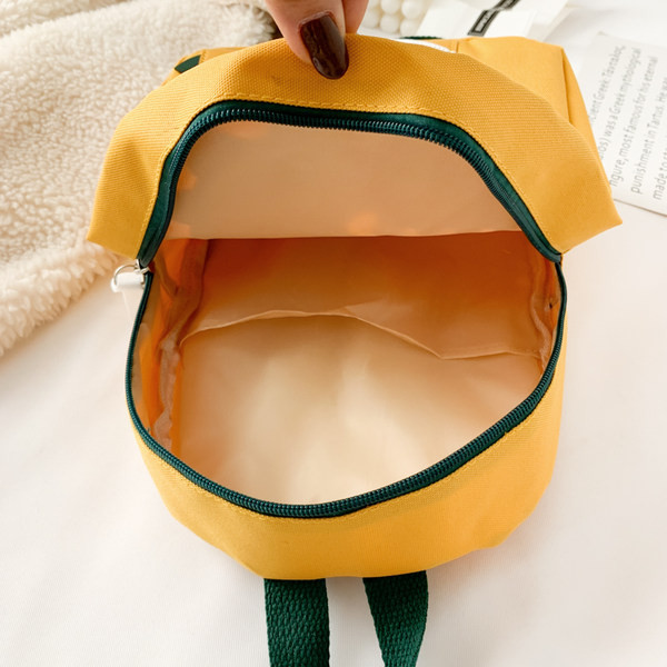 Kaasaegne lukuga laste seljakott