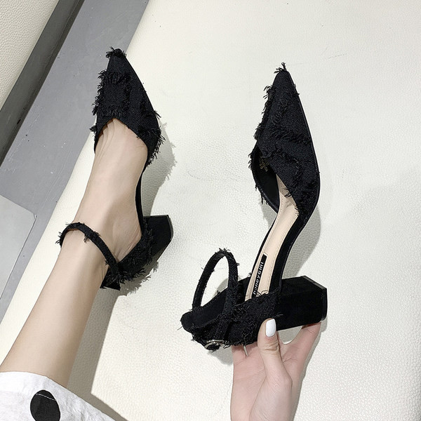 Naiste kingad 6 cm paksuse kontsa ja rihmaga