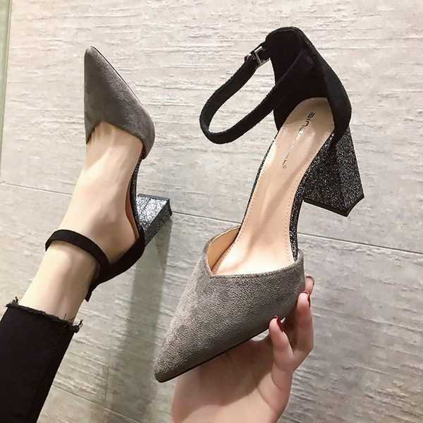 Öko-seemisnahast naiste sandaalid paksusega 10 cm