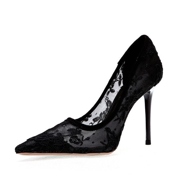 Naiste pitsilised kõrge kontsaga kingad