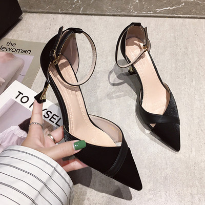 Pandlaga naiste kingad - terava otsaga mudel