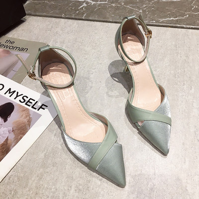 Pandlaga naiste kingad - terava otsaga mudel