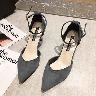 Μυτερόο μοντέλο παπούτσια από eco suede με λεπτό τακούνι