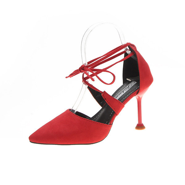 Γυναικεία παπούτσια με μυτερό κορδόνι σε τρία χρώματα