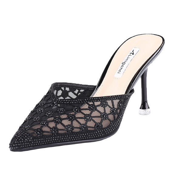 Dekoratiivkividega ja kõrge õhukese kontsaga naiste sussid