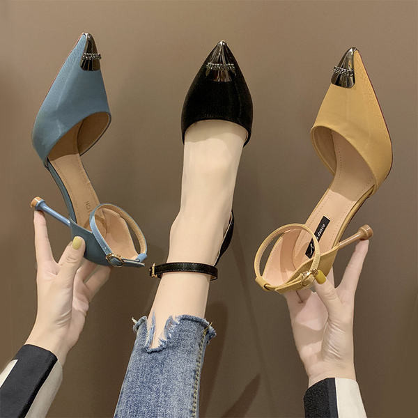 Γυναικεία casual παπούτσια με λεπτό τακούνι - μυτερά μοντέλα σε διάφορα χρώματα