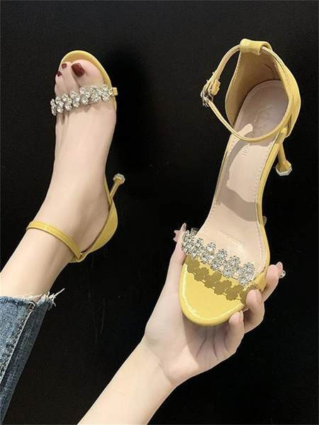 Νέο μοντέλο γυναικεία σανδάλια με διακοσμητικές πέτρες και ψηλό τακούνι 6 cm