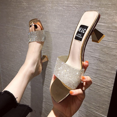 Γυναικείες παντόφλες casual με τακούνι και διακοσμητικές πέτρες