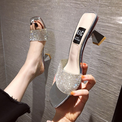 Γυναικείες παντόφλες casual με τακούνι και διακοσμητικές πέτρες