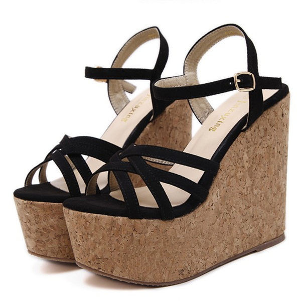 Casual γυναικεία σανδάλια με λουράκια από έκο δέρμα και πλατφόρμα ύψους 11,5 cm