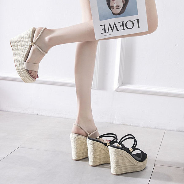 Παντόφλες νέου μοντέλου από οικολογικό σουέτ με πλατφόρμα 12 cm