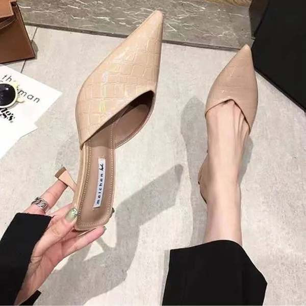 Naiste õhukese kontsaga kunstnahast sussid