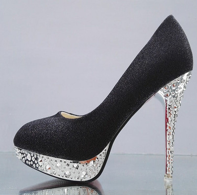 Naiste kõrge kontsaga kingad ja kivid mitmes värvitoonis