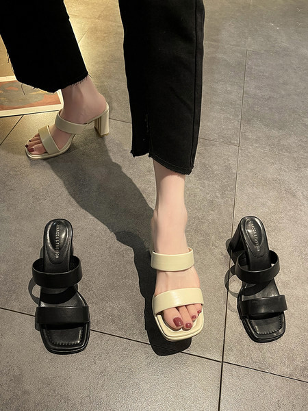 Naiste nahast sussid 7 cm paksuse kontsaga