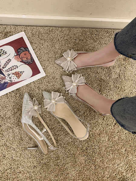 Pandla ja paelaga naiste kingad