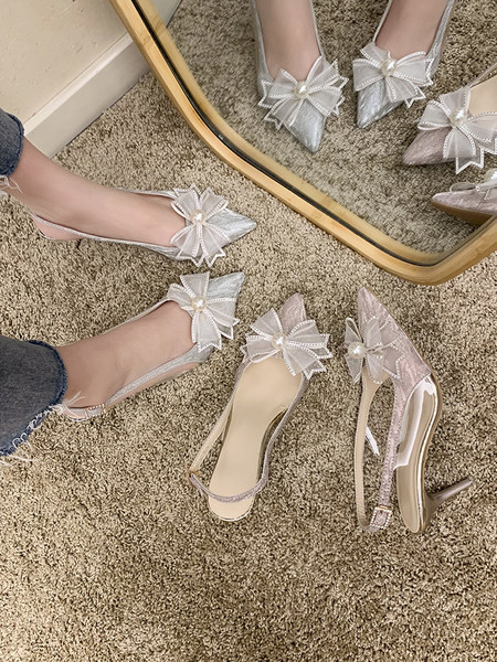 Pandla ja paelaga naiste kingad