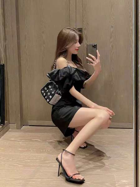 Νέο μοντέλο γυναικεία σανδάλια με λεπτό τακούνι 10 cm