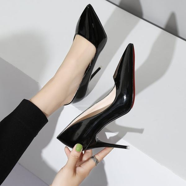 Elegantsed puhta mudeliga naiste kõrge kontsaga kingad