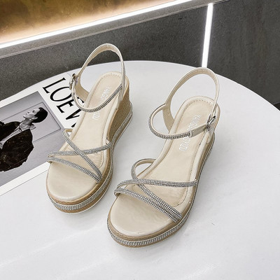 Γυναικεία πλατφόρμα σανδάλια με διακοσμητικές πέτρες σε τρία χρώματα