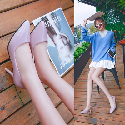 Elegantsed naiste lakknahast kingad mitmes värvitoonis - teravatipuline mudel