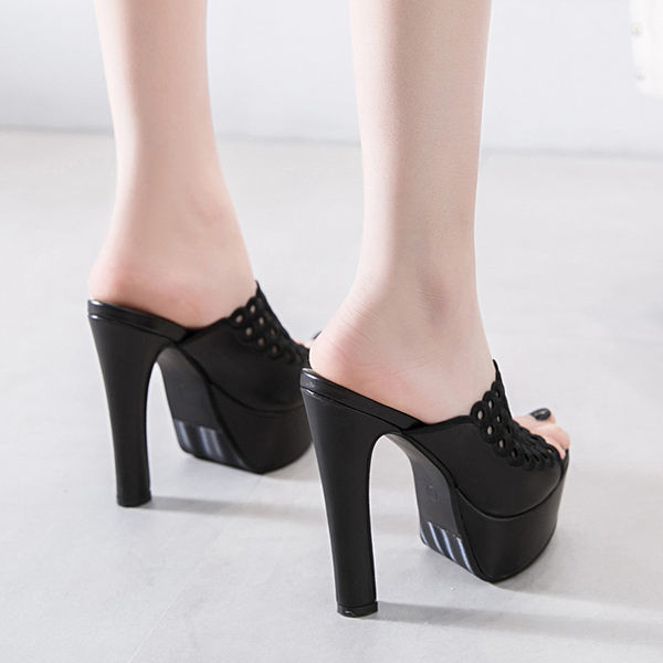 Νέο μοντέλο γυναικείες παντόφλες με ψηλό τακούνι 12,5 cm σε μαύρο χρώμα