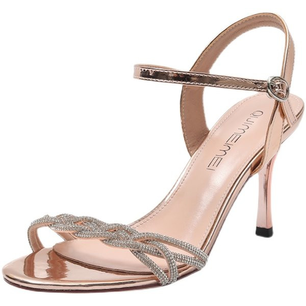 Κομψά γυναικεία σανδάλια με πέτρες και λεπτό τακούνι