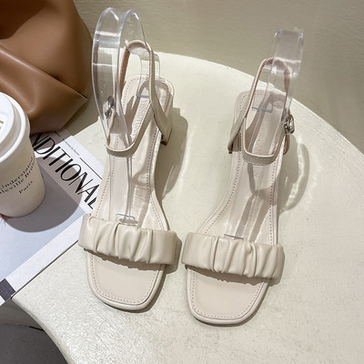 Γυναικεία faux δερμάτινα σανδάλια σε τρία χρώματα