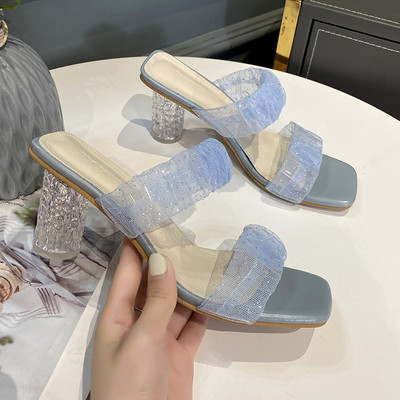 Γυναικείες παντόφλες με τακούνι  7,5 cm και γυαλιστερά σωματίδια