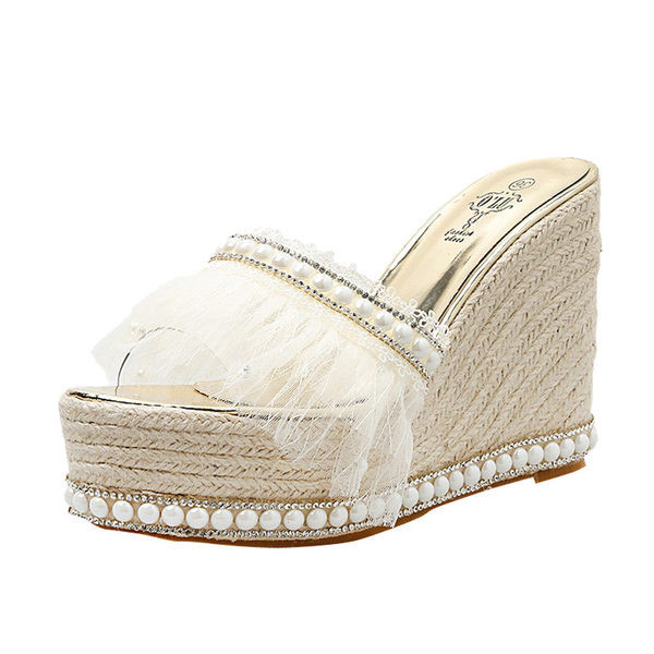 Νέο μοντέλο γυναικείες παντόφλες με πέρλες και τούλι σε ασημί και χρυσό χρώμα