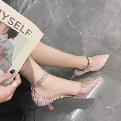 Smailaus modelio elegantiški moteriški batai su sagtimi ir plonu kulnu