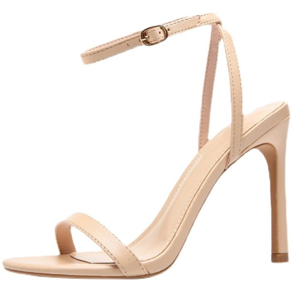 Κομψά γυναικεία σανδάλια με ψηλό τακούνι