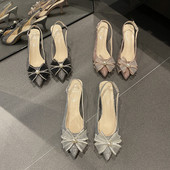 Γυναικεία παπούτσια με κορδέλα και λουράκι