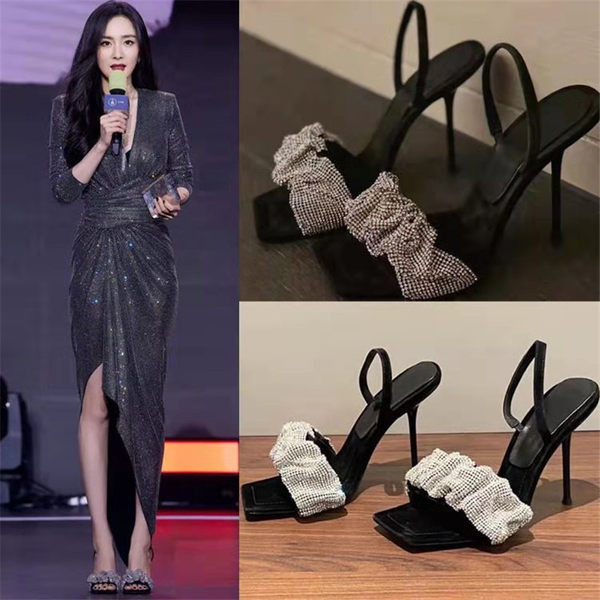 Νέο μοντέλο σανδάλια με λουράκι και λεπτό τακούνι