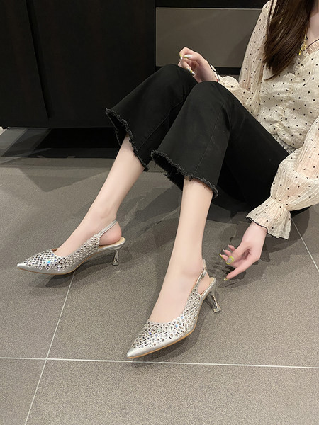 Κομψό μοντέλο γυναικεία παπούτσια με λεπτό τακούνι 6 cm