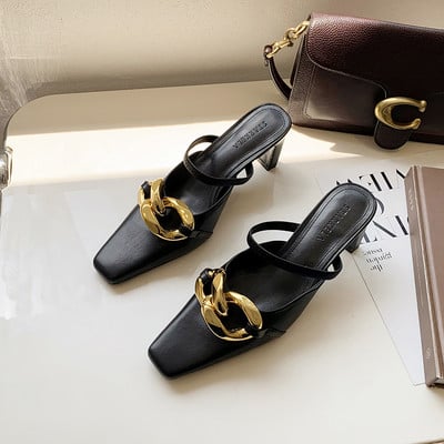 Γυναικεία παπούτσια με κορδόνια και αγκράφα σε τρία χρώματα