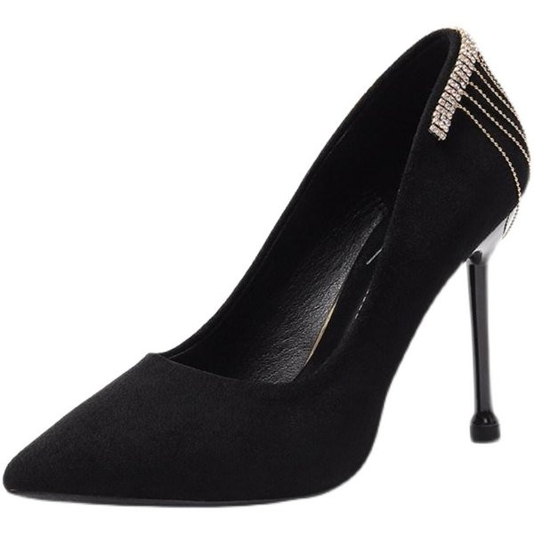 Naiste stiilsed mustad kõrge kontsaga kingad